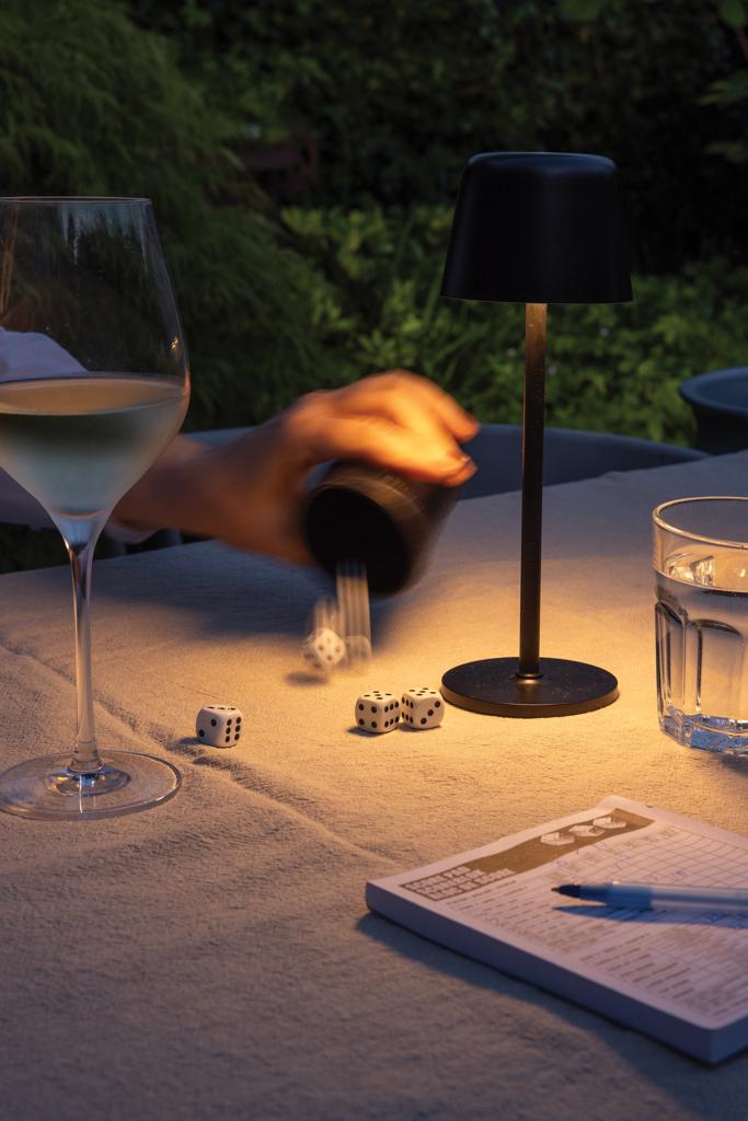 Bild på Bordslampa Zenic med USB laddning Bild på Bordslampa Zenic med USB laddning