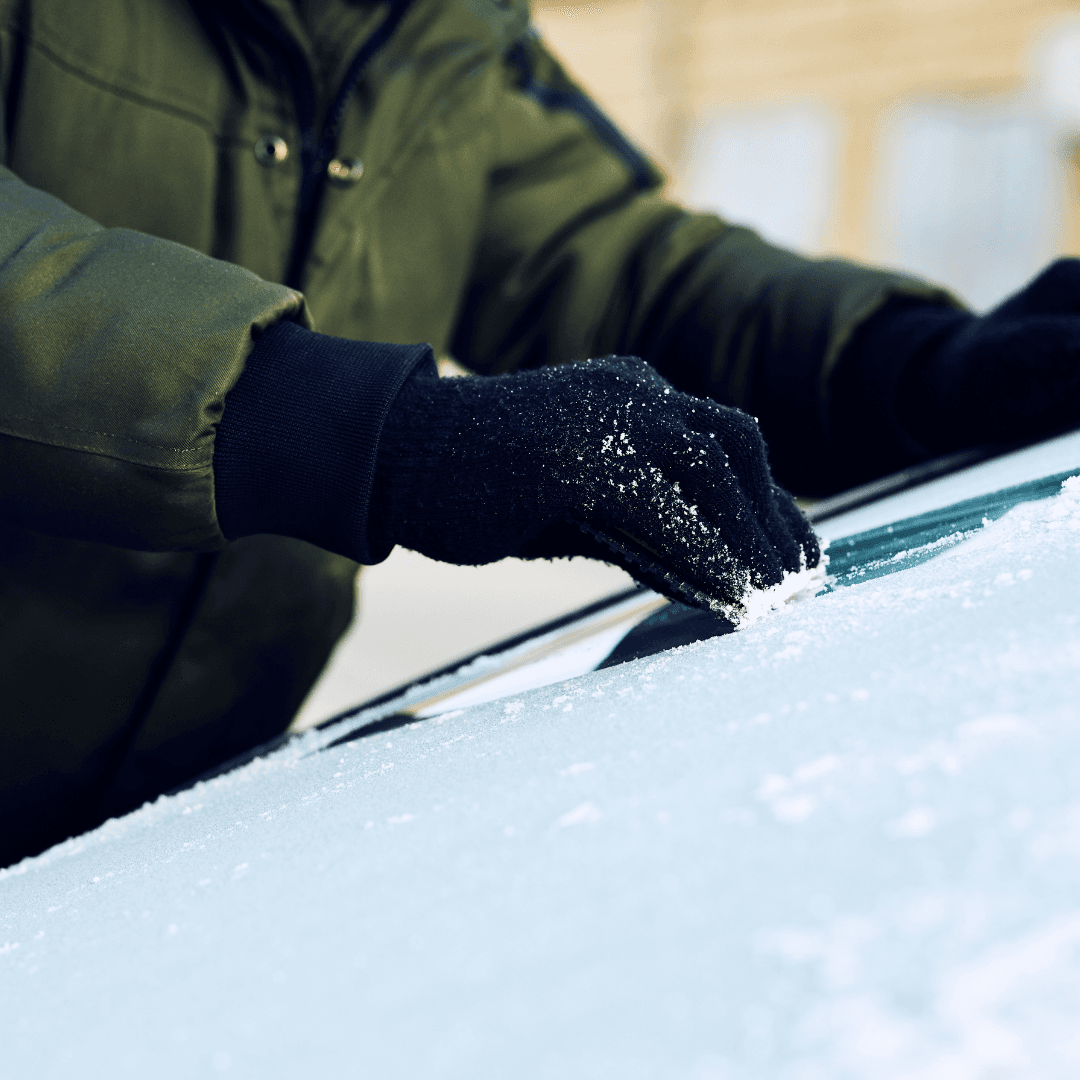 Skrapa is från bilrutan